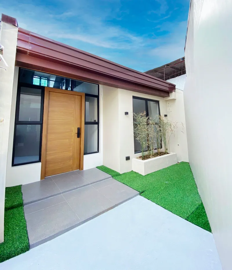 Cozy 3-bedroom townhouse for sale inside Teoville 3, Paranaque City